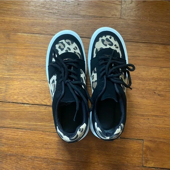 SHEIN Leopard Print Women's Sneakers - Picture 2 of 7